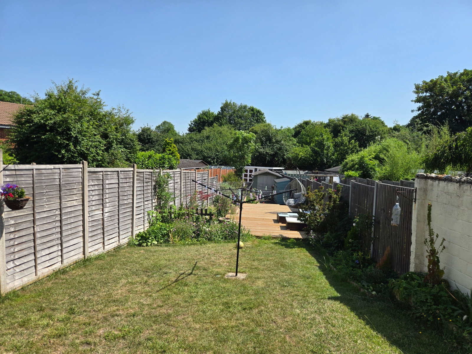 Image for CHAIN FREE - High Street, Puckeridge, Herts