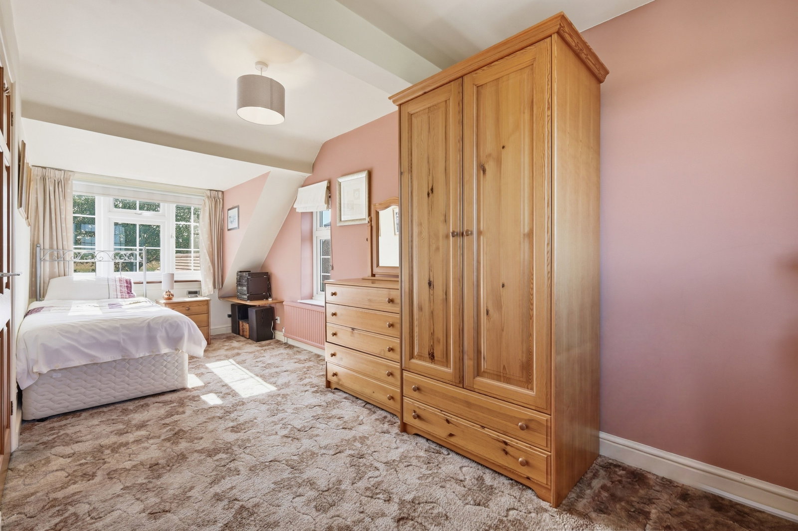 Image for CHAIN FREE - Green End, Braughing, Herts