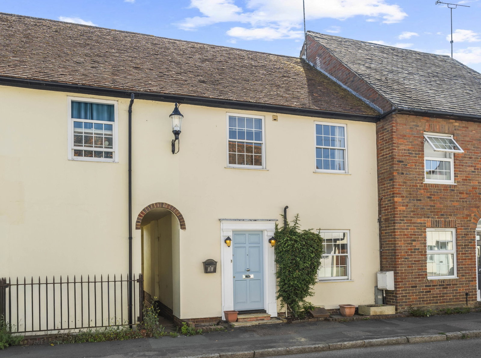 Image for CHAIN FREE - High Street, Puckeridge, Herts