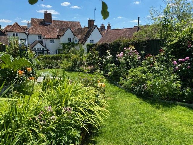 Image for CHAIN FREE - High Street, Puckeridge, Herts
