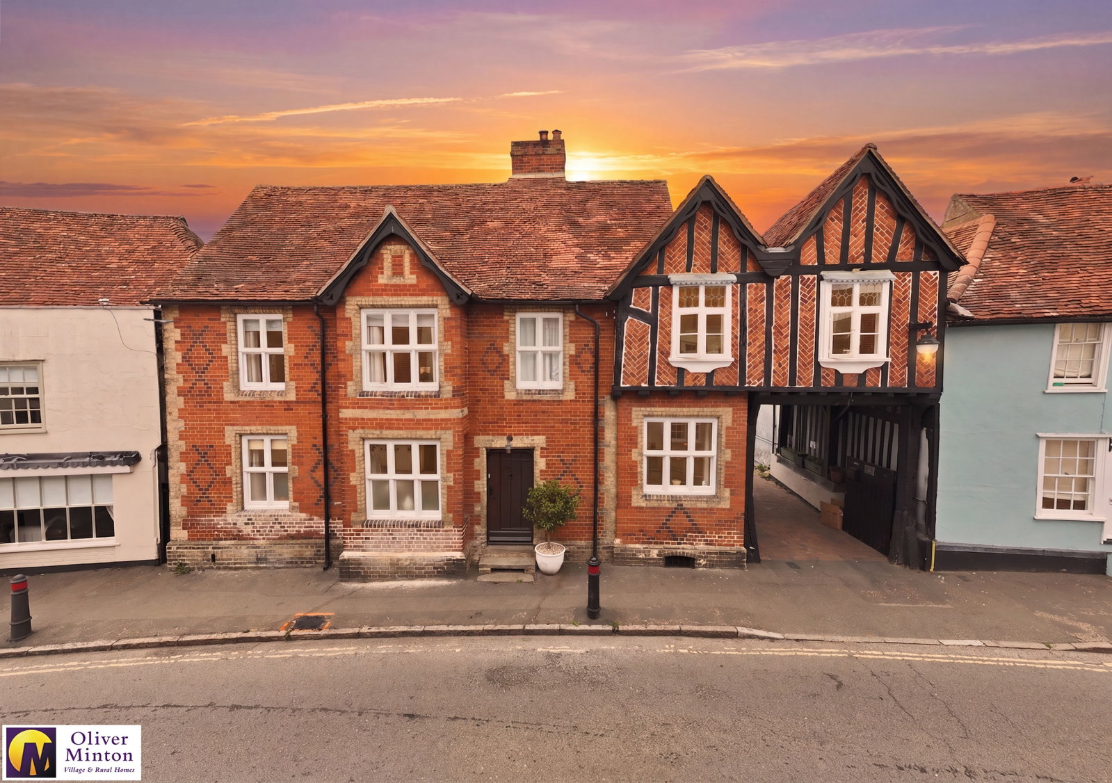 Image for CHAIN FREE - High Street, Puckeridge, Herts