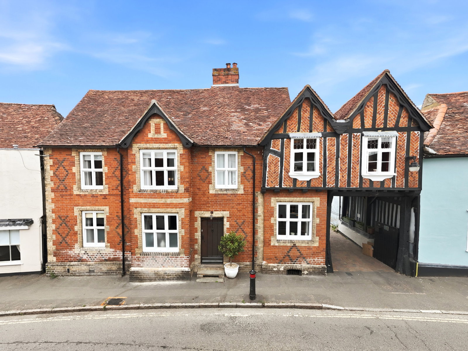 Image for CHAIN FREE - High Street, Puckeridge, Herts