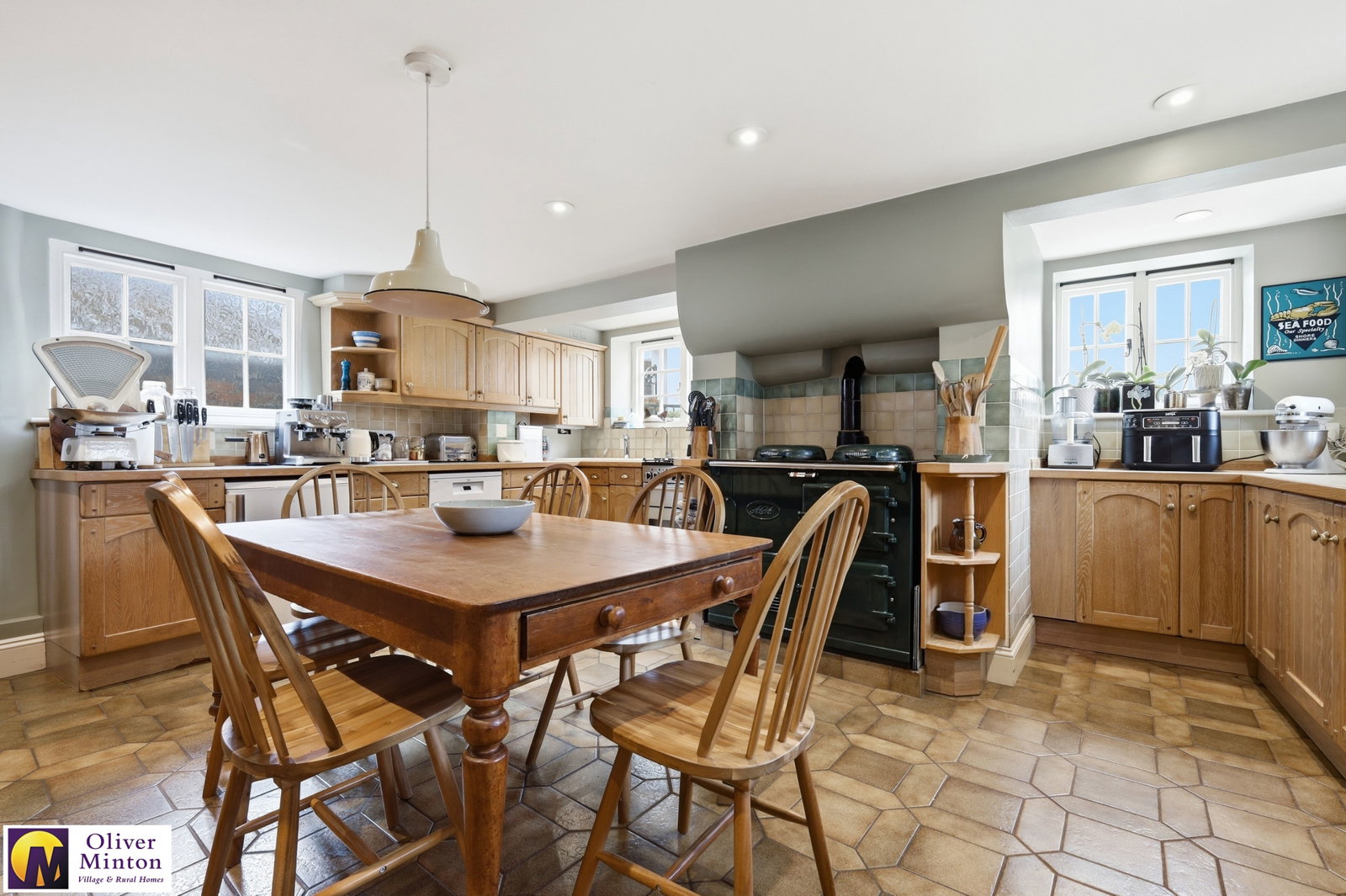 Image for CHAIN FREE - High Street, Puckeridge, Herts