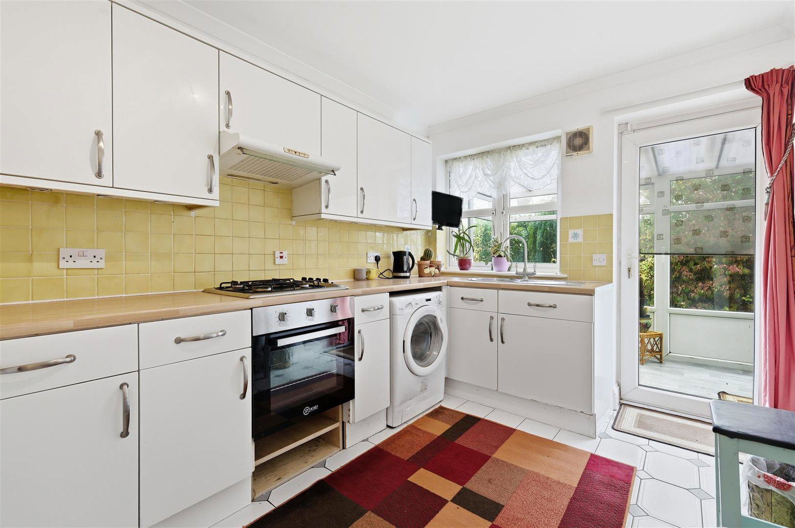 Image for CHAIN FREE: Parkfields, Roydon