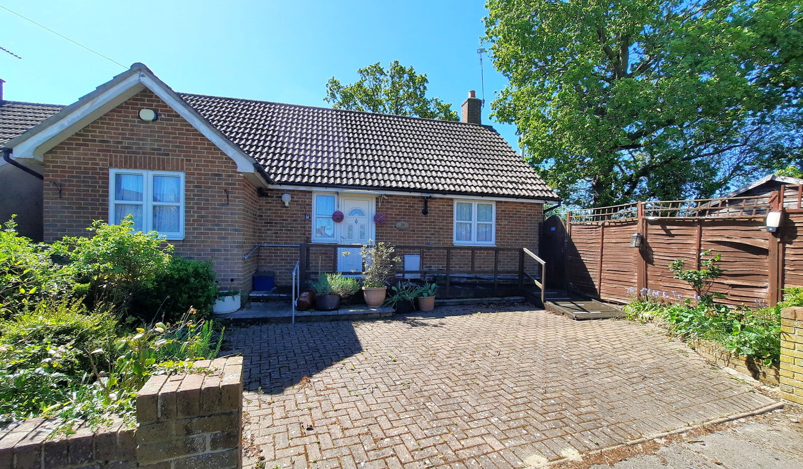 Image for CHAIN FREE: Parkfields, Roydon