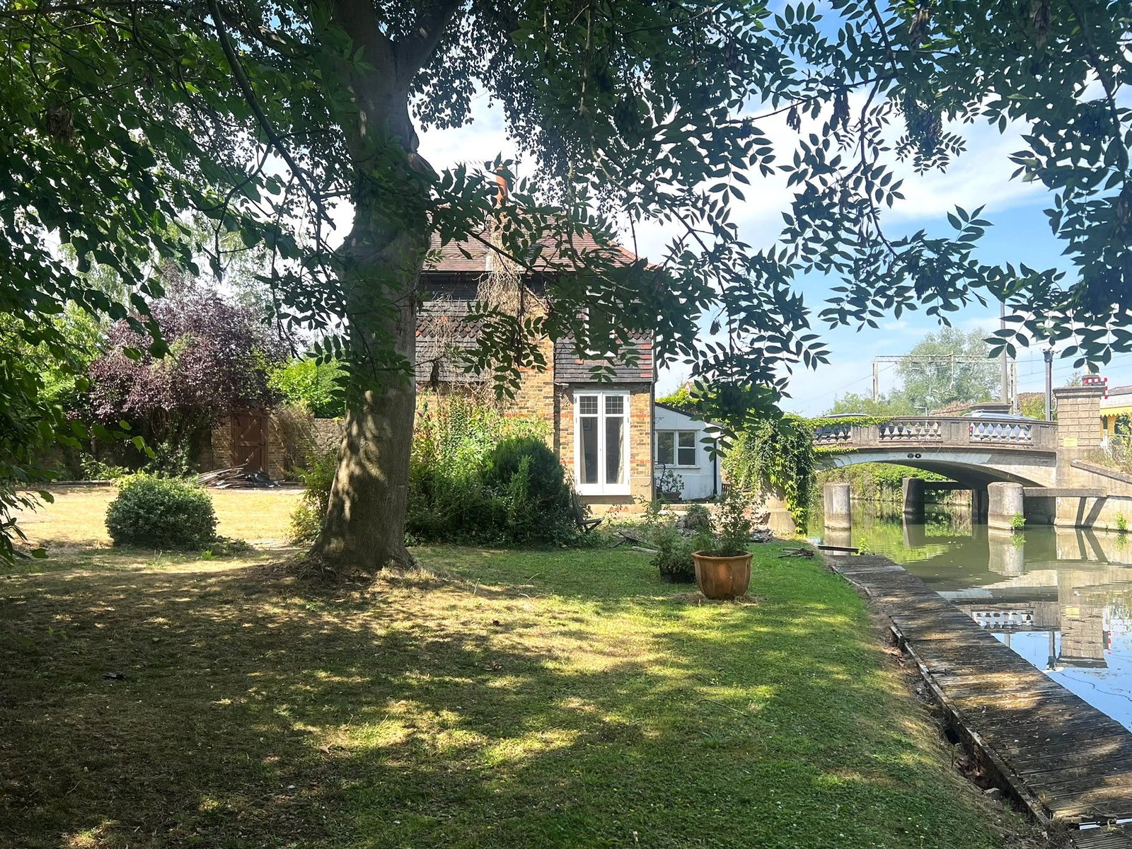 Image for Riverside House, Roydon