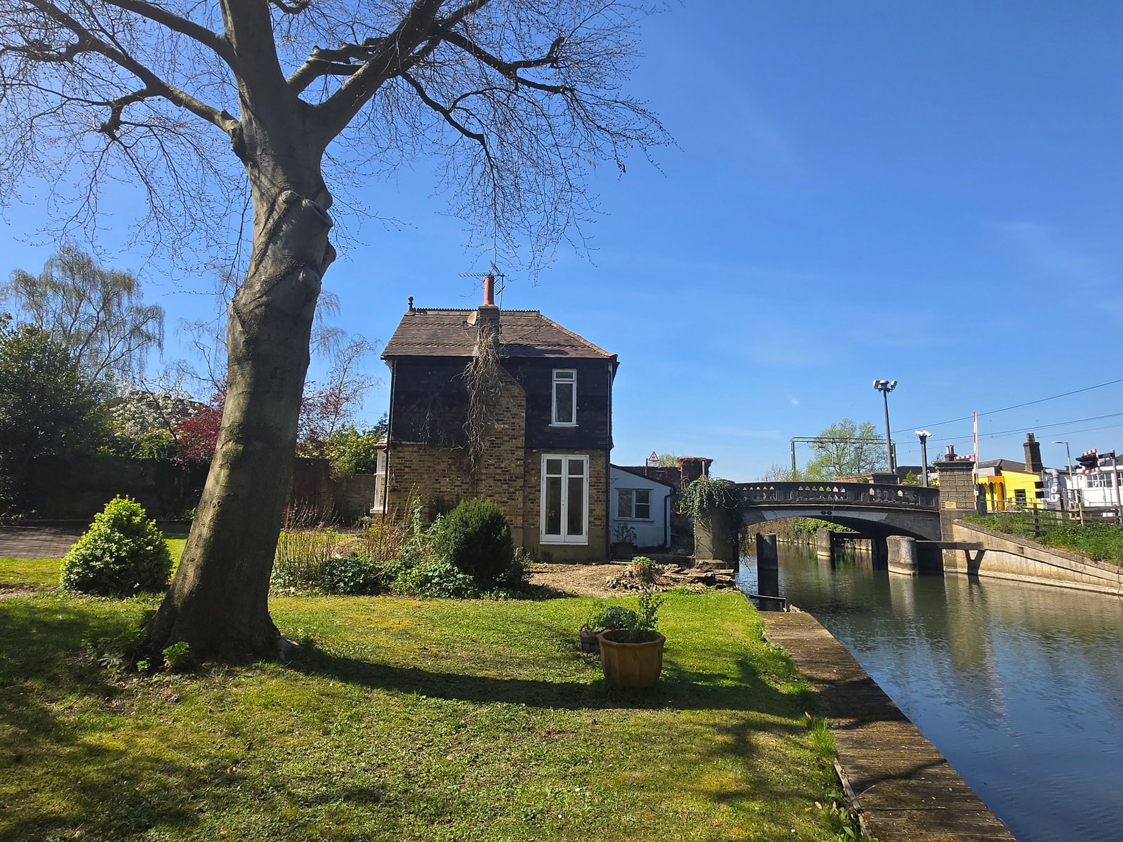 Image for Riverside House, Roydon