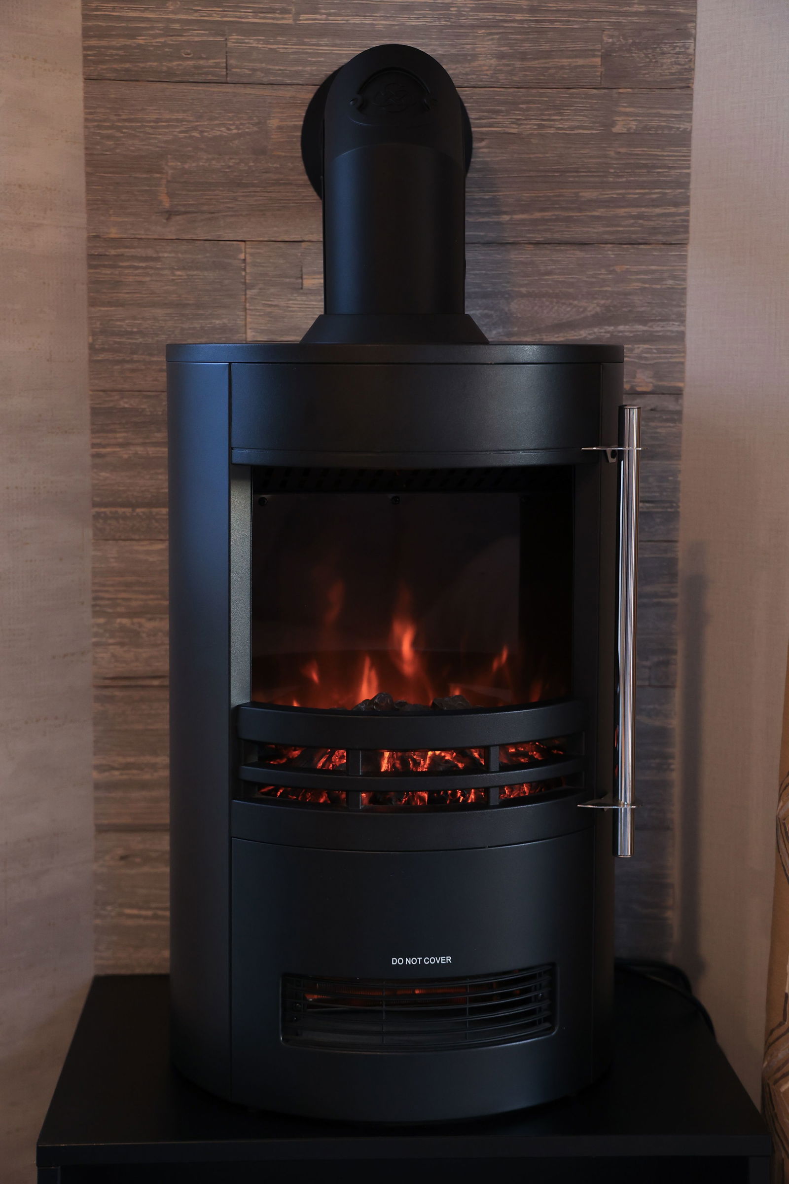 Image for Lodge located on Roydon Marina Village, CM19 5EJ