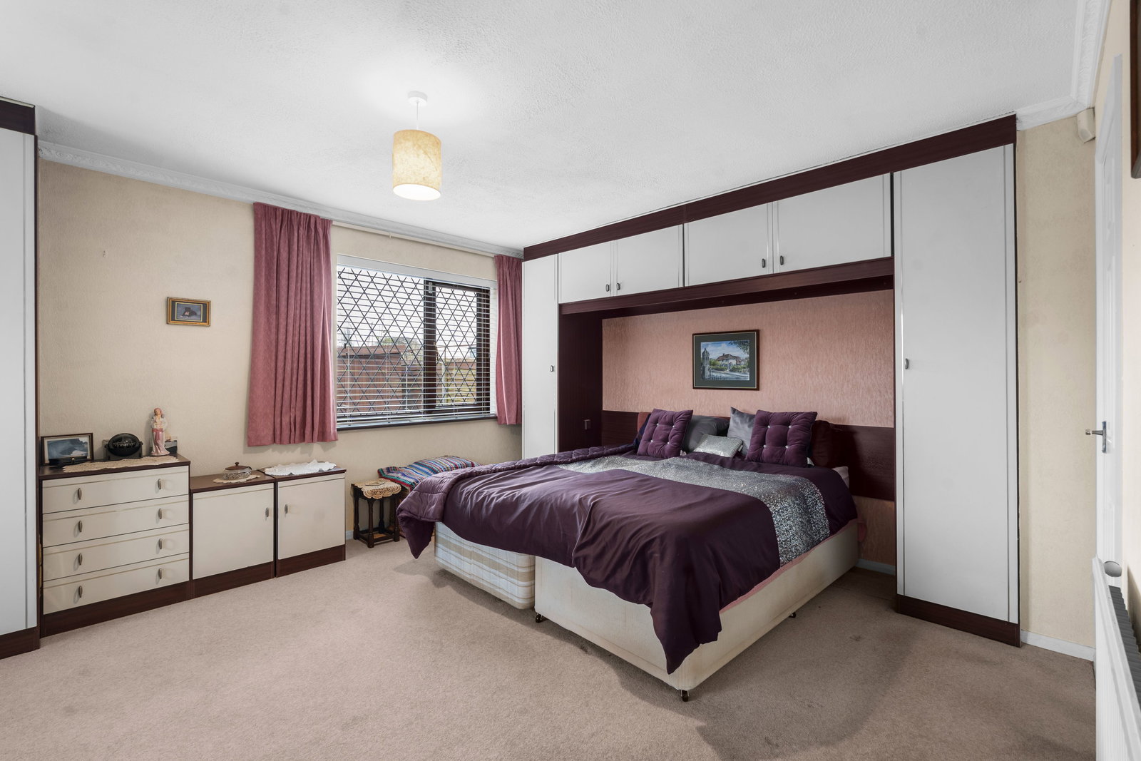 Image for Little Henleys, Hunsdon