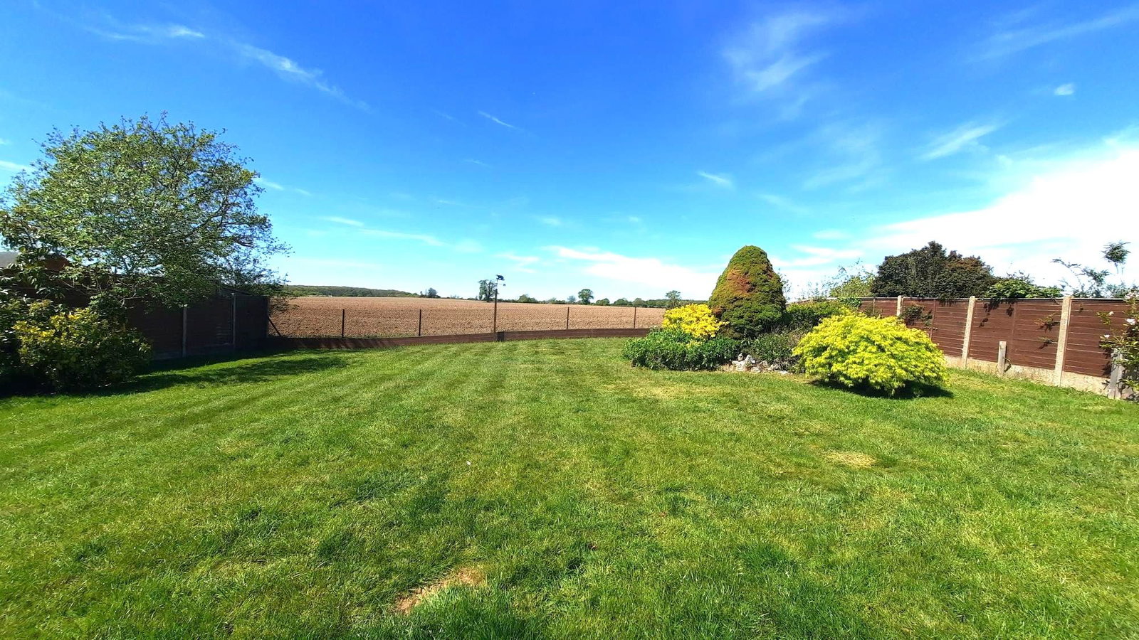 Image for Little Henleys, Hunsdon