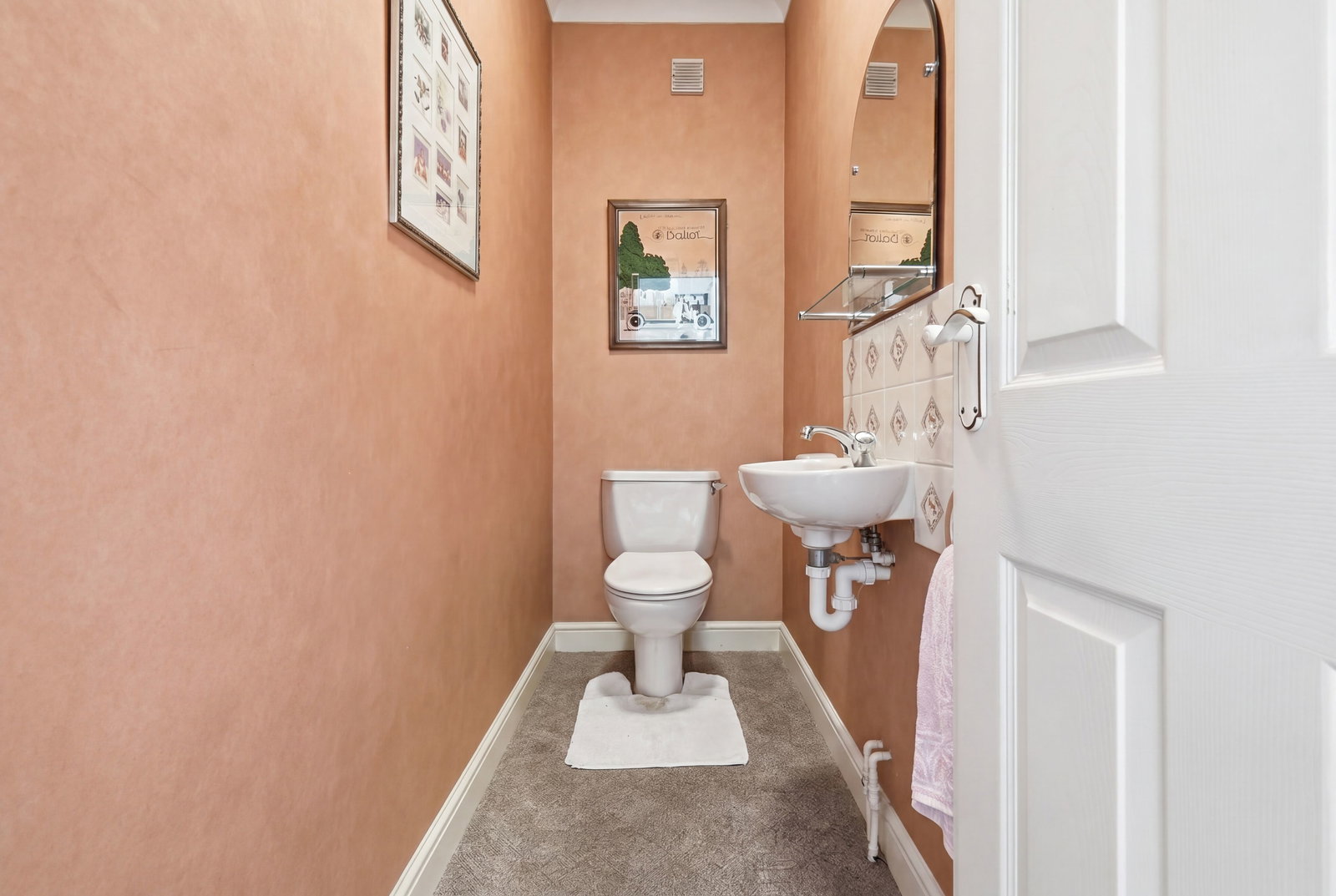 Image for High Street, Roydon