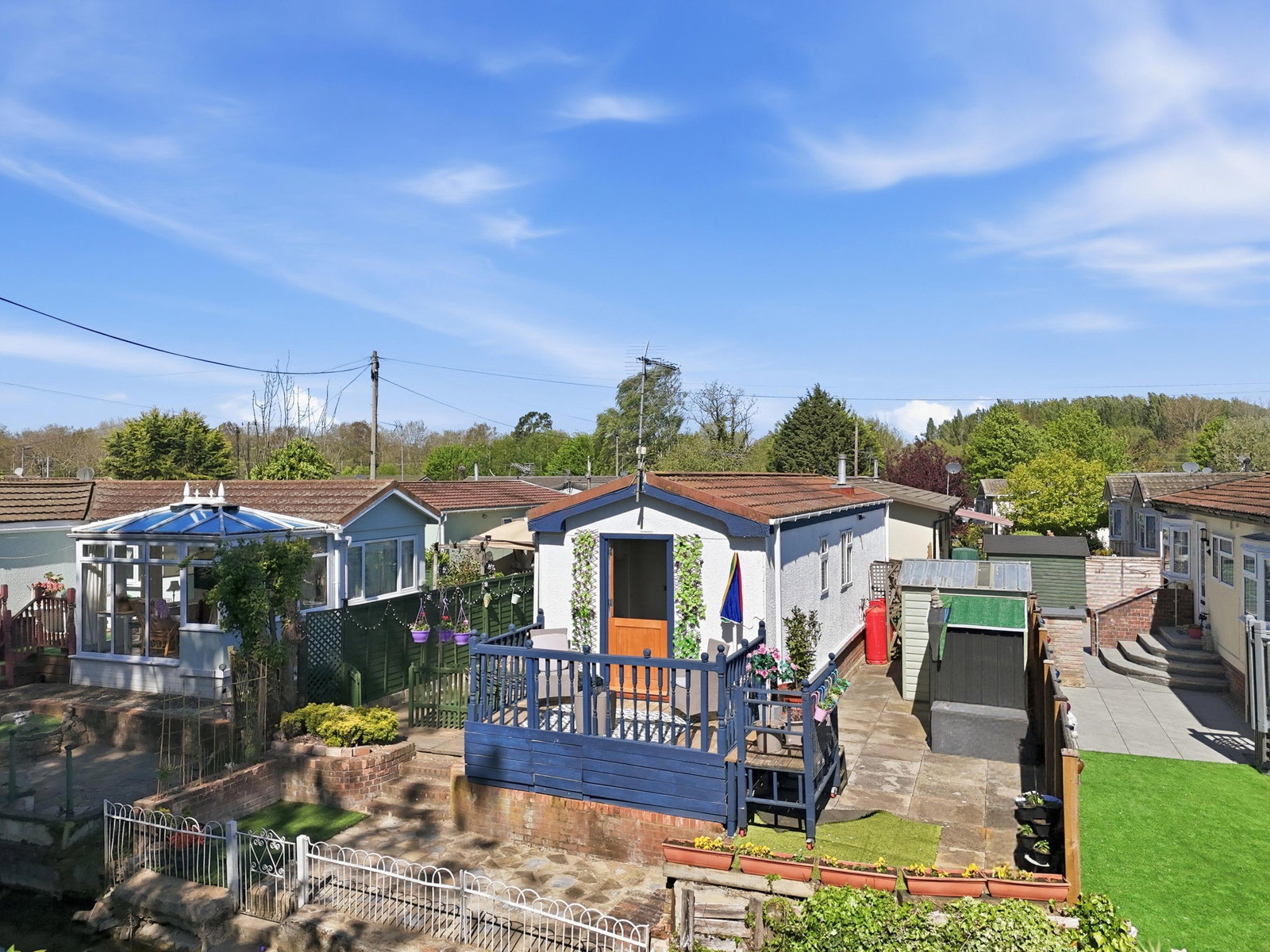 Image for Park Home, Roydon : Full Time Residence