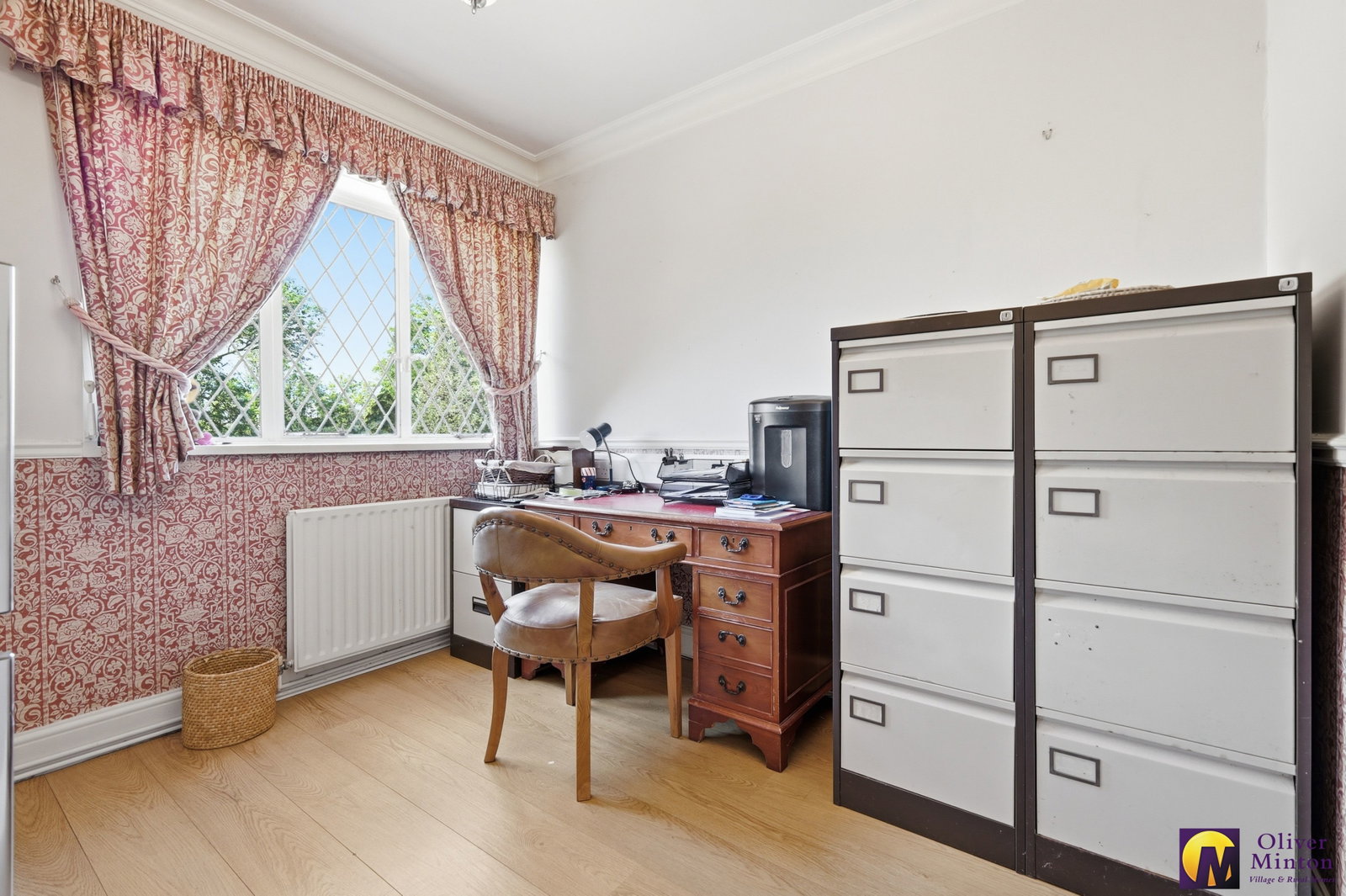 Image for Harlow Road, Roydon : CHAIN FREE