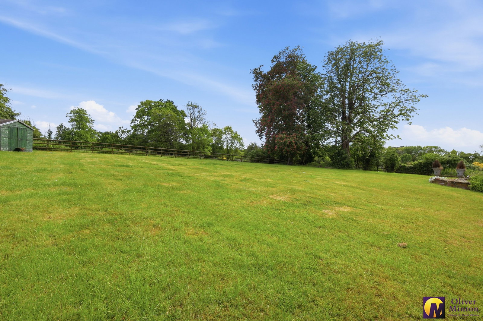 Image for Harlow Road, Roydon : CHAIN FREE