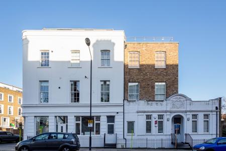 external Queens Crescent NW5 ID44921