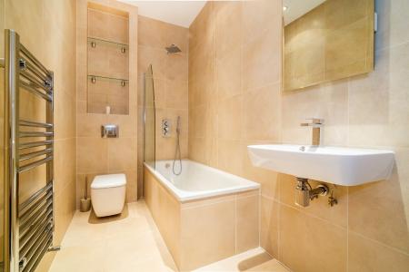 bathroom Queens Crescent NW5 ID44921