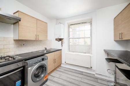 Kitchen (full view)