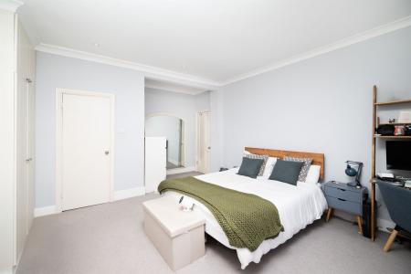 Bedroom (side view)