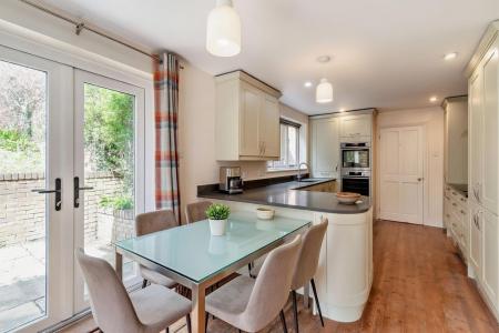 Kitchen / Breakfast Room