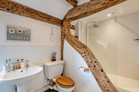 Family Shower Room