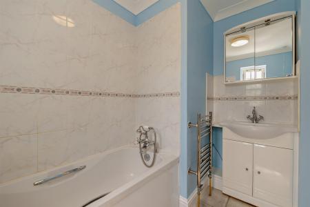 Bedroom2 En Suite