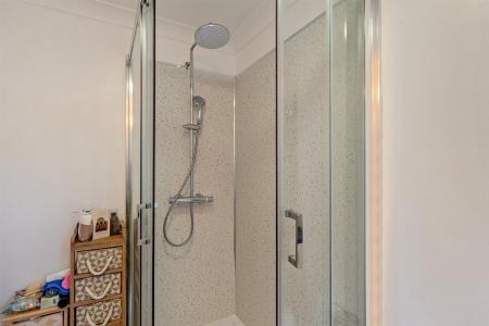 Bathroom 1 En Suite