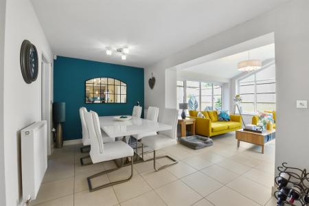 Dining Room / Sunroom