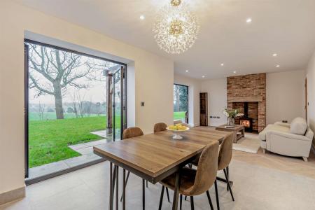 Dining Area / Sitting Room
