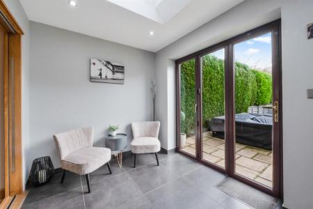 Breakfast Room
