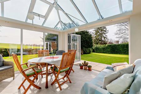 Sun/Dining Room
