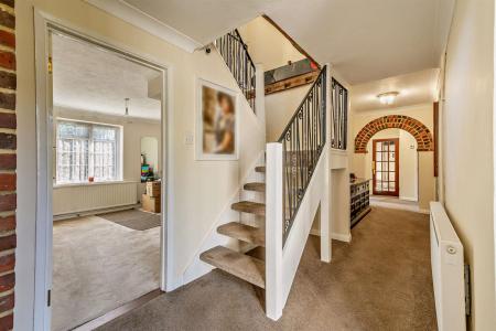 8680383-interior22-800.jpg