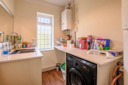 8680383-interior14-800.jpg