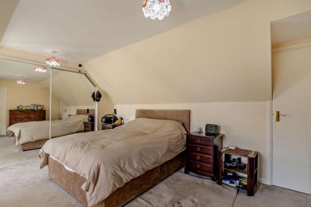 8680383-interior26-800.jpg