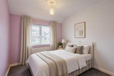 Bedroom 4.jpg