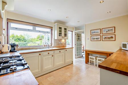 8685607-interior03-800.jpg
