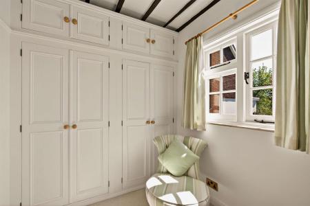 8689399-interior21-800.jpg