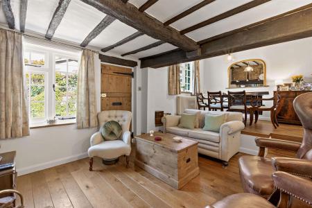 8689399-interior14-800.jpg