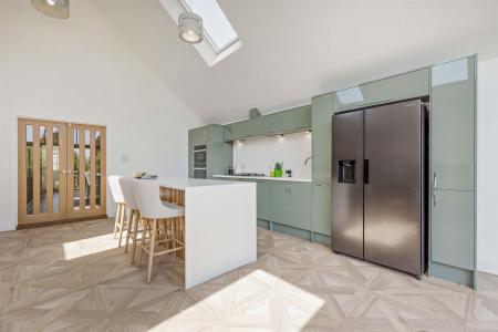 8689134-interior10-800.jpg