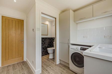 8689134-interior07-800.jpg