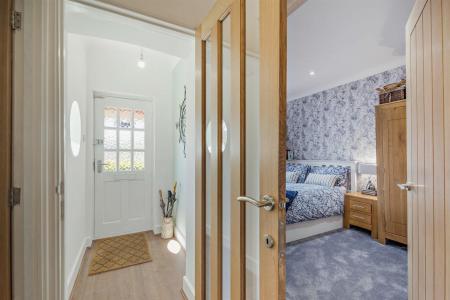 8689134-interior24-800.jpg