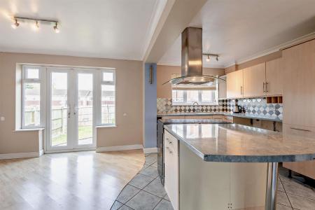 Dining/Kitchen
