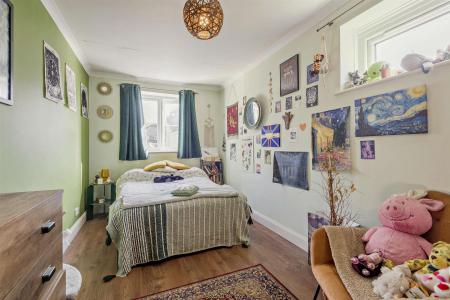 8690365-interior01-800.jpg
