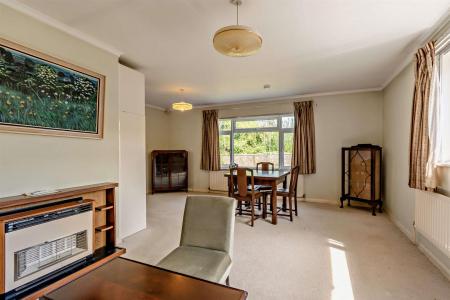 8690522-interior12-800.jpg