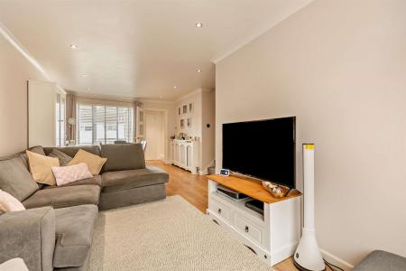 8693805-interior07-800.jpg