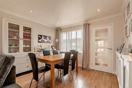 8693805-interior11-800.jpg