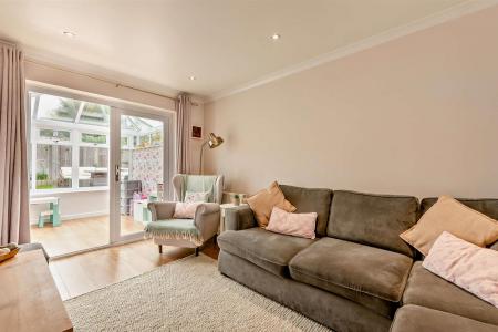 8693805-interior03-800.jpg