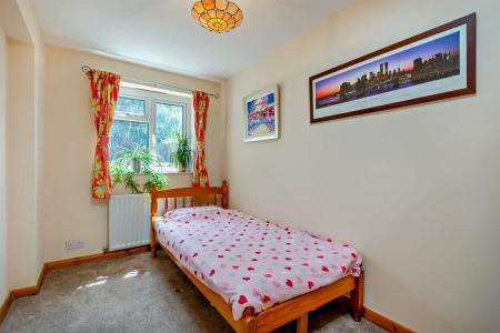 Study/bedroom 3