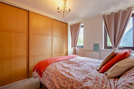 8696511-interior17-800.jpg