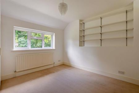8697024-interior18-800.jpg