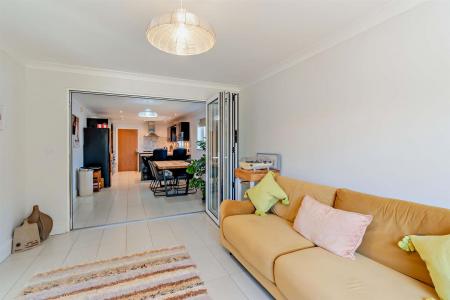 8700220-interior14-800.jpg